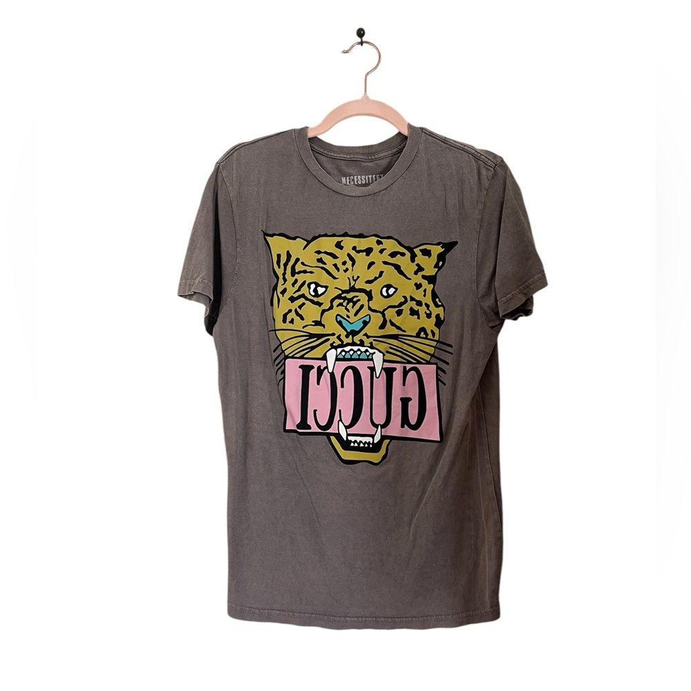 Women’s Graphic Tee